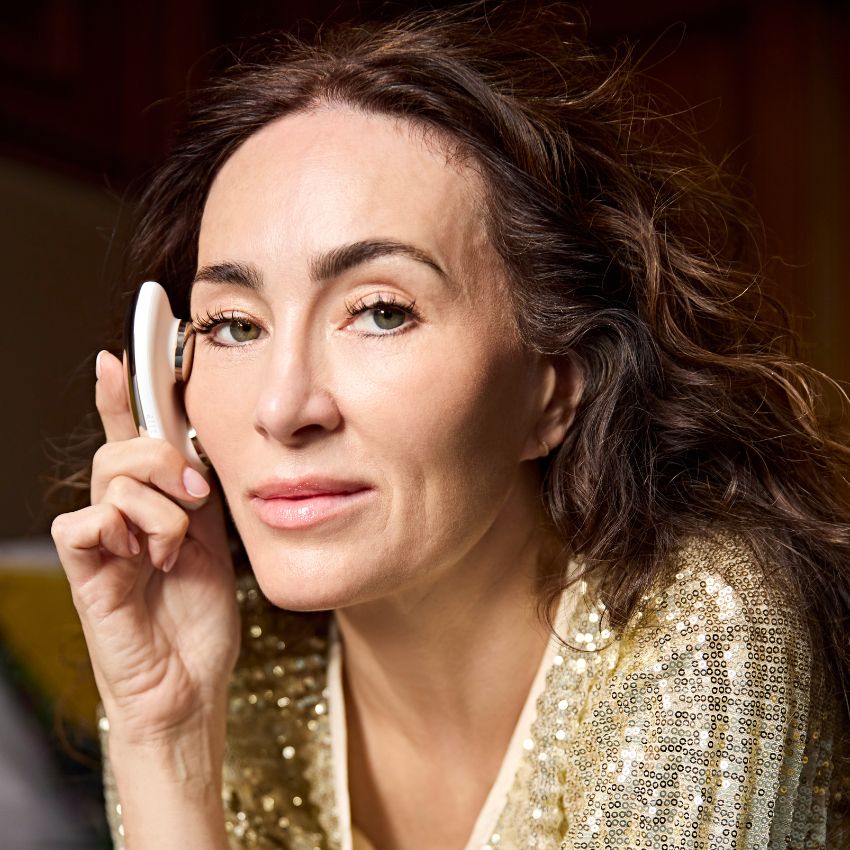 Melanie Simon, ZIIP Founder, using ZIIP HALO